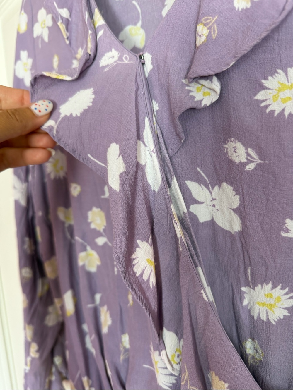 Sanctuary Lavender Floral Ruffle Wrap Blouse - Picture 4 of 7